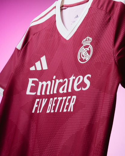 Real madrid third kit 2026/27 season -𝗣𝗹𝗮𝘆𝗲𝗿 𝘃𝗲𝗿𝘀𝗶𝗼𝗻 (premium quality)