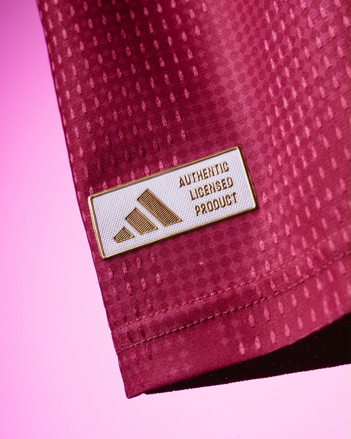 Real madrid third kit 2026/27 season -𝗣𝗹𝗮𝘆𝗲𝗿 𝘃𝗲𝗿𝘀𝗶𝗼𝗻 (premium quality)