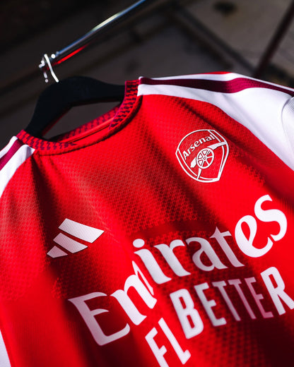 Arsenal home kit 2026/27 season - 𝗣𝗹𝗮𝘆𝗲𝗿 𝘃𝗲𝗿𝘀𝗶𝗼𝗻 (premium quality )
